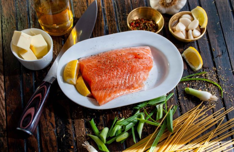 Nutrition and Mental Health in The Hague: Eat Plenty of Fat